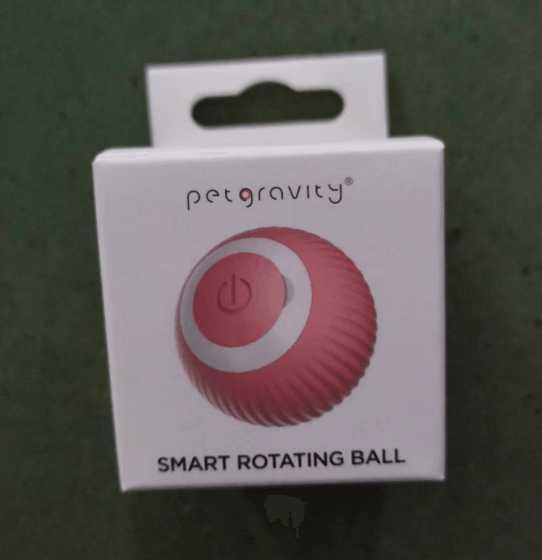 Smart cat toy: automatic spinning ball with gravitational fun. StoreToBuyNow